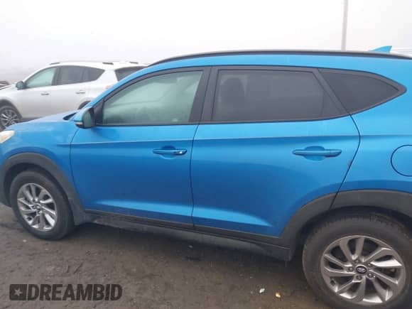 2017 Hyundai Tucson SE Plus с VIN KM8J33A42HU410216, выставлен на аукционе IAAI как лот 41337805 с пробегом 63 515 миль миль и . История ставок и продаж доступна на DreamBid. Изображение 14.