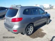 ✅ 2008 Hyundai Santa Fe SE • VIN: 5NMSH13EX8H144620 • Lot: 43670445. Wystawiony na IAAI z przebiegiem 139 207 mil. Bezpłatny archiwum sprzedaży aukcyjnych z USA i szczegółowy raport historii pojazdu na DreamBid. Zdjęcie 4.