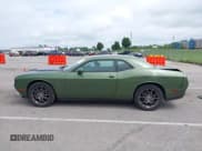✅ 2018 Dodge Challenger GT • VIN: 2C3CDZGG9JH246863 • Lot: 42732389. Wystawiony na IAAI z przebiegiem 96 950 mil. Bezpłatny archiwum sprzedaży aukcyjnych z USA i szczegółowy raport historii pojazdu na DreamBid. Zdjęcie 15.