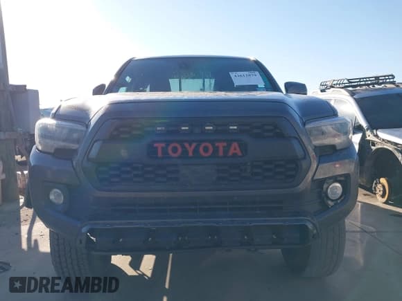 ✅ 2021 Toyota Tacoma SR • VIN: 3TYSZ5AN2MT045020 • Lot: 43612879. Listed on IAAI with 133,289 mi. Free auction sales archive from the USA and detailed vehicle history report at DreamBid. Image 12.