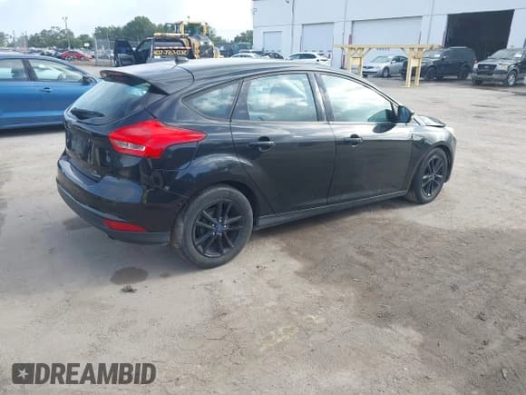 ✅ 2015 Ford Focus SE • VIN: 1FADP3K20FL345619 • Lot: 43369110. Listed on IAAI with 137,996 mi. Free auction sales archive from the USA and detailed vehicle history report at DreamBid. Image 4.