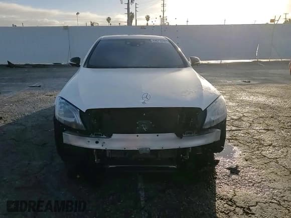 ✅ 2019 Mercedes-Benz S 63 AMG • VIN: WDDUG8JB7KA485204 • Lot: 44071515. Listed on Copart with 51,830 mi. Free auction sales archive from the USA and detailed vehicle history report at DreamBid. Image 11.