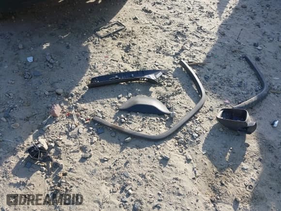 ✅ 2020 Jeep Grand Cherokee Limited • VIN: 1C4RJEBG9LC265689 • Lot: 41892332. Listed on IAAI with 94,664 mi. Free auction sales archive from the USA and detailed vehicle history report at DreamBid. Image 11.