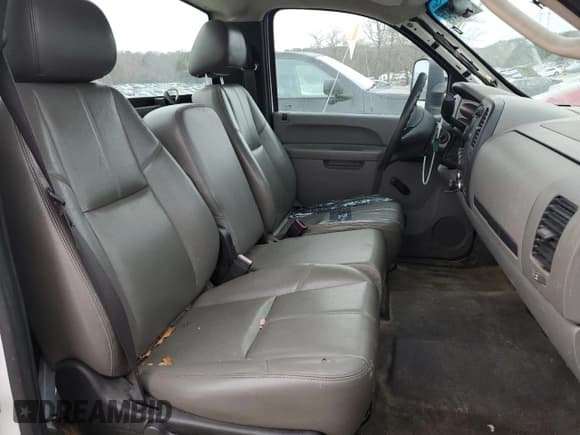 ✅ 2014 GMC Sierra 1500 • VIN: 1GT01ZC88EF185972 • Лот: 44773564. Опубликован ранее на Copart с пробегом 369 968 миль. Бесплатный доступ к архиву аукционных продаж из США и подробный отчёт об истории автомобиля на DreamBid. Изображение 10.