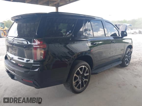 ✅ 2023 Chevrolet Tahoe RST • VIN: 1GNSCRKD2PR531394 • Lot: 42147801. Wystawiony na IAAI z przebiegiem 23 423 mil. Bezpłatny archiwum sprzedaży aukcyjnych z USA i szczegółowy raport historii pojazdu na DreamBid. Zdjęcie 4.