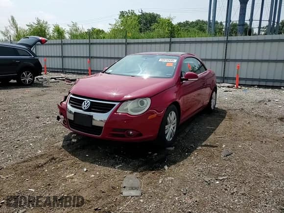 ✅ 2008 Volkswagen Eos Turbo • VIN: WVWBA71F38V016614 • Lot: 60910435. Listed on Copart with 83,882 mi. Free auction sales archive from the USA and detailed vehicle history report at DreamBid. Image 13.