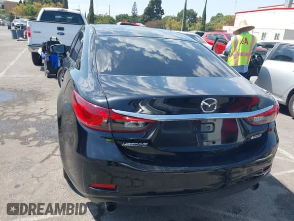✅ 2016 Mazda 6 i Sport • VIN: JM1GJ1U5XG1411286 • Lot: 43061615. Wystawiony na IAAI z przebiegiem 116 723 mil. Bezpłatny archiwum sprzedaży aukcyjnych z USA i szczegółowy raport historii pojazdu na DreamBid. Zdjęcie 16.