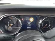 ✅ 2022 Jeep Gladiator Texas Trail • VIN: 1C6HJTAG1NL102451 • Лот: 40969999. Опубликован ранее на IAAI с пробегом 69 797 миль. Бесплатный доступ к архиву аукционных продаж из США и подробный отчёт об истории автомобиля на DreamBid. Изображение 7.