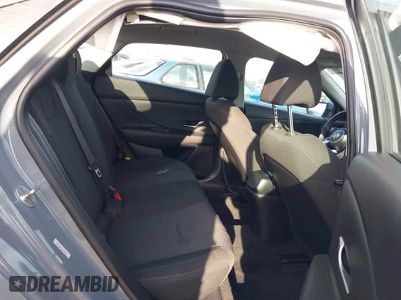 ✅ 2021 Hyundai Elantra SE • VIN: KMHLL4AG4MU209615 • Lot: 43476150. Listed on IAAI with 157,260 mi. Free auction sales archive from the USA and detailed vehicle history report at DreamBid. Image 12.