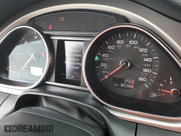 ✅ 2015 Audi Q7 Premium Plus • VIN: WA1LMAFE6FD016659 • Lot: 81784154. Wystawiony na Copart z przebiegiem 80 366 mil. Bezpłatny archiwum sprzedaży aukcyjnych z USA i szczegółowy raport historii pojazdu na DreamBid. Zdjęcie 9.