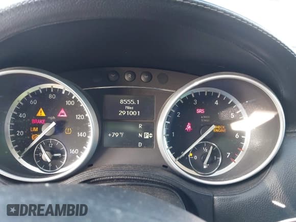 ✅ 2011 Mercedes-Benz GL 450 • VIN: 4JGBF7BE5BA722534 • Lot: 43676826. Wystawiony na IAAI z przebiegiem 291 001 mil. Bezpłatny archiwum sprzedaży aukcyjnych z USA i szczegółowy raport historii pojazdu na DreamBid. Zdjęcie 7.