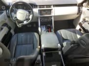 ✅ 2017 Land Rover Range Rover • VIN: SALGS5FE1HA328552 • Lot: 92041505. Wystawiony na Copart z przebiegiem 92 528 mil. Bezpłatny archiwum sprzedaży aukcyjnych z USA i szczegółowy raport historii pojazdu na DreamBid. Zdjęcie 8.