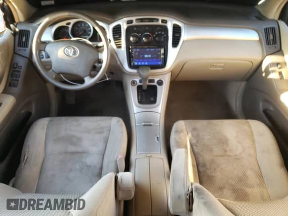 2007 Toyota Highlander с VIN JTEGD21A070156129, выставлен на аукционе Copart как лот 71110235 с пробегом 235 304 миль миль и Списание • Salvage title. История ставок и продаж доступна на DreamBid. Изображение 8.