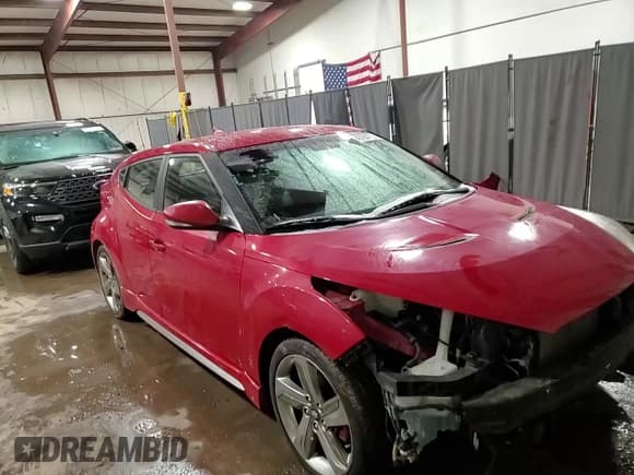 ✅ 2014 Hyundai Veloster Turbo • VIN: KMHTC6AEXEU182738 • Lot: 43784725. Wystawiony na Copart z przebiegiem 125 236 mil. Bezpłatny archiwum sprzedaży aukcyjnych z USA i szczegółowy raport historii pojazdu na DreamBid. Zdjęcie 14.