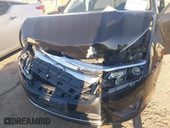 ✅ 2010 Ford Fusion SE • VIN: 3FAHP0HA0AR336329 • Лот: 43577644. Опубликован ранее на IAAI с пробегом 109 812 миль. Бесплатный доступ к архиву аукционных продаж из США и подробный отчёт об истории автомобиля на DreamBid. Изображение 6.