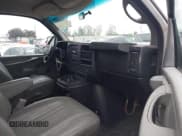 ✅ 2012 Chevrolet Express Cargo • VIN: 1GCWGFCB3C1109315 • Lot: 42067640. Wystawiony na IAAI z przebiegiem 96 269 mil. Bezpłatny archiwum sprzedaży aukcyjnych z USA i szczegółowy raport historii pojazdu na DreamBid. Zdjęcie 5.