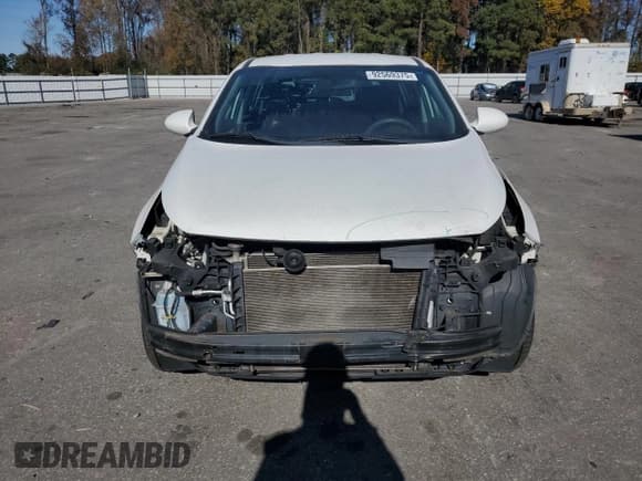 ✅ 2015 Kia Sportage LX • VIN: KNDPB3AC8F7711285 • Лот: 92569375. Опубликован ранее на Copart с пробегом 81 022 миль. Бесплатный доступ к архиву аукционных продаж из США и подробный отчёт об истории автомобиля на DreamBid. Изображение 5.