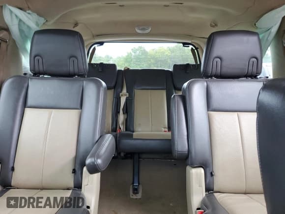 ✅ 2007 Ford Expedition Eddie Bauer • VIN: 1FMFU18547LA37304 • Lot: 68783385. Wystawiony na Copart z przebiegiem 133 421 mil. Bezpłatny archiwum sprzedaży aukcyjnych z USA i szczegółowy raport historii pojazdu na DreamBid. Zdjęcie 10.