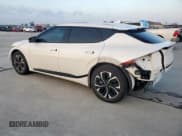 ✅ 2022 Kia EV6 GT-Line • VIN: KNDC44LA8N5080509 • Лот: 48959475. Опубликован ранее на Copart с пробегом 44 088 миль. Бесплатный доступ к архиву аукционных продаж из США и подробный отчёт об истории автомобиля на DreamBid. Изображение 2.