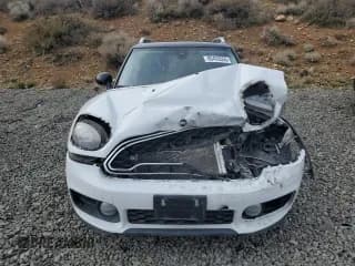 ✅ 2019 MINI Countryman Cooper S • VIN: WMZYT5C59K3G93945 • Lot: 85433555. Listed on Copart with 98,579 mi. Free auction sales archive from the USA and detailed vehicle history report at DreamBid. Image 5.