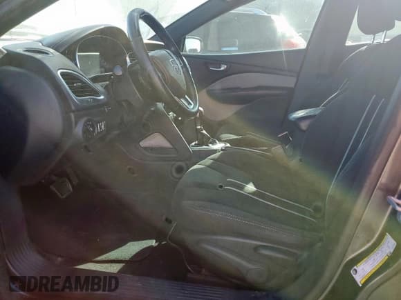 ✅ 2014 Dodge Dart SXT • VIN: 1C3CDFBBXED775865 • Lot: 84441195. Listed on Copart with 196,771 mi. Free auction sales archive from the USA and detailed vehicle history report at DreamBid. Image 7.