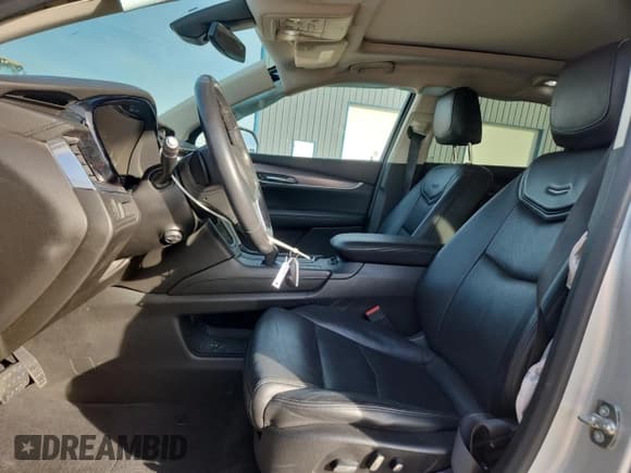 ✅ 2018 Cadillac XT5 Premium Luxury AWD • VIN: 1GYKNFRS9JZ209021 • Лот: 92052025. Опубликован ранее на Copart с пробегом 81 524 миль. Бесплатный доступ к архиву аукционных продаж из США и подробный отчёт об истории автомобиля на DreamBid. Изображение 7.