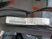 ✅ 2010 Jeep Commander Sport • VIN: 1J4RG4GK5AC157244 • Lot: 71551744. Wystawiony na Copart z przebiegiem 152 933 mil. Bezpłatny archiwum sprzedaży aukcyjnych z USA i szczegółowy raport historii pojazdu na DreamBid. Zdjęcie 13.