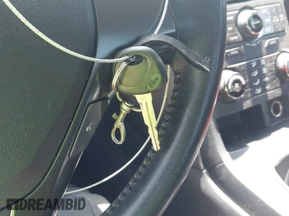 ✅ 2011 Hyundai Genesis Coupe • VIN: KMHHT6KD6BU046453 • Lot: 42869900. Wystawiony na IAAI z przebiegiem 80 160 mil. Bezpłatny archiwum sprzedaży aukcyjnych z USA i szczegółowy raport historii pojazdu na DreamBid. Zdjęcie 11.