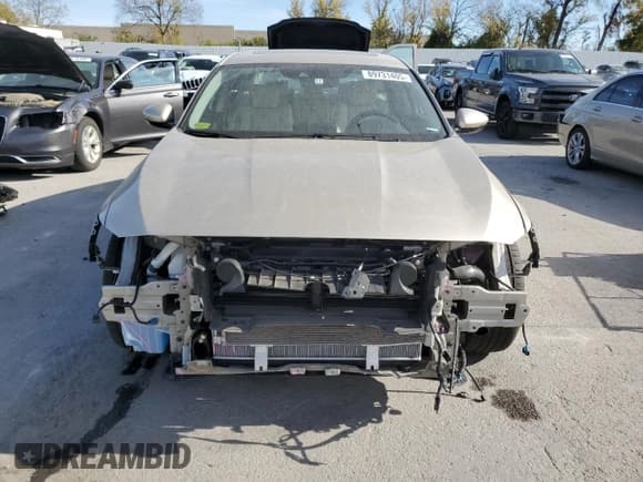 ✅ 2020 Honda Accord EX-L • VIN: 1HGCV1F52LA089707 • Lot: 89731405. Listed on Copart with 10,120 mi. Free auction sales archive from the USA and detailed vehicle history report at DreamBid. Image 5.