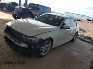 2014 BMW 3 Series 328i z VIN WBA3C1C52EK111501, wystawiony jako Copart lot #70486455 z przebiegiem 98 698 mil mil oraz Szkoda całkowita • Salvage title. Historia ofert i sprzedaży dostępna na DreamBid. Obrazek 1.