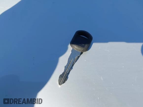 ✅ 2004 Chevrolet Cavalier • VIN: 1G1JC12F847162077 • Lot: 42331129. Listed on IAAI with 161,159 mi. Free auction sales archive from the USA and detailed vehicle history report at DreamBid. Image 11.