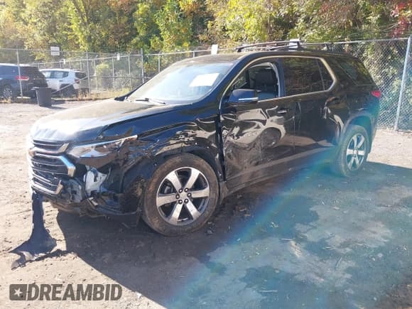 ✅ 2020 Chevrolet Traverse LT • VIN: 1GNEVHKW7LJ131620 • Лот: 43509865. Опубликован ранее на IAAI с пробегом 95 735 миль. Бесплатный доступ к архиву аукционных продаж из США и подробный отчёт об истории автомобиля на DreamBid. Изображение 2.