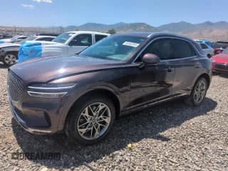 ✅ 2022 Genesis GV70 2.5T • VIN: KMUMADTB1NU066265 • Лот: 63452265. Опубликован ранее на Copart с пробегом 15 284 миль. Бесплатный доступ к архиву аукционных продаж из США и подробный отчёт об истории автомобиля на DreamBid. Изображение 1.