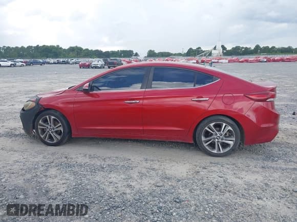✅ 2017 Hyundai Elantra SE • VIN: KMHD84LF1HU263700 • Lot: 42960087. Wystawiony na IAAI z przebiegiem 230 748 mil. Bezpłatny archiwum sprzedaży aukcyjnych z USA i szczegółowy raport historii pojazdu na DreamBid. Zdjęcie 14.