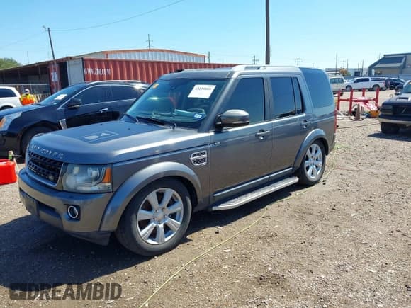 ✅ 2015 Land Rover LR4 Lux • VIN: SALAK2V68FA748157 • Лот: 42220888. Опубликован ранее на IAAI с пробегом 105 062 миль. Бесплатный доступ к архиву аукционных продаж из США и подробный отчёт об истории автомобиля на DreamBid. Изображение 2.