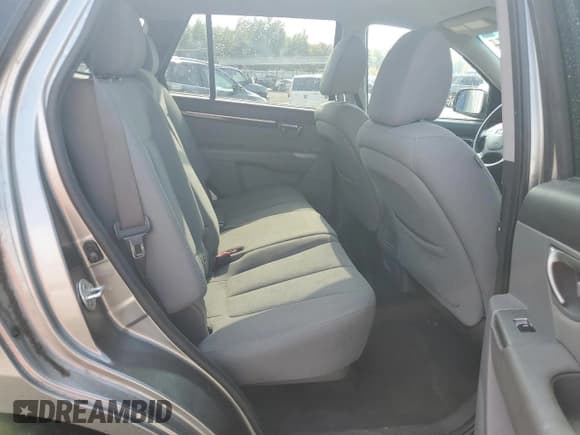 ✅ 2011 Hyundai Santa Fe GLS • VIN: 5XYZGDAB6BG061151 • Lot: 77972384. Listed on Copart with 99,885 mi. Free auction sales archive from the USA and detailed vehicle history report at DreamBid. Image 11.
