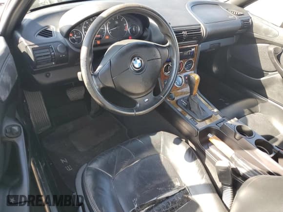✅ 2001 BMW Z3 3.0 • VIN: WBACN53421LL46381 • Лот: 83863005. Опубликован ранее на Copart с пробегом 112 929 миль. Бесплатный доступ к архиву аукционных продаж из США и подробный отчёт об истории автомобиля на DreamBid. Изображение 8.