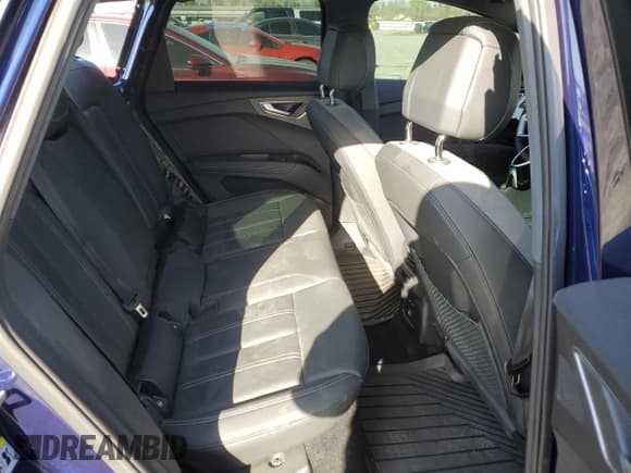 ✅ 2023 Audi Q4 e-tron Premium Plus • VIN: WA1L2BFZ7PP004874 • Lot: 46401254. Listed on Copart with 9,900 mi. Free auction sales archive from the USA and detailed vehicle history report at DreamBid. Image 11.