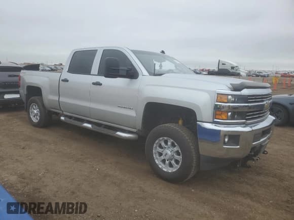 ✅ 2015 Chevrolet Silverado 2500HD LT • VIN: 1GC1KVEG4FF109827 • Lot: 54712205. Wystawiony na Copart z przebiegiem 268 800 mil. Bezpłatny archiwum sprzedaży aukcyjnych z USA i szczegółowy raport historii pojazdu na DreamBid. Zdjęcie 4.