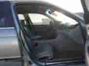 2003 BMW 3 Series 330xi с VIN WBAEW53443PG23830, выставлен на аукционе IAAI как лот 43404394 с пробегом 153 182 миль миль и . История ставок и продаж доступна на DreamBid. Изображение 5.