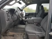 ✅ 2019 Chevrolet Silverado 1500 Custom • VIN: 3GCPYBEH2KG312577 • Lot: 74548714. Wystawiony na Copart z przebiegiem 135 499 mil. Bezpłatny archiwum sprzedaży aukcyjnych z USA i szczegółowy raport historii pojazdu na DreamBid. Zdjęcie 7.