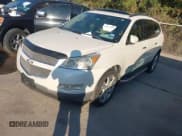 ✅ 2011 Chevrolet Traverse LTZ • VIN: 1GNKVLED7BJ289311 • Lot: 43477100. Wystawiony na IAAI z przebiegiem 223 066 mil. Bezpłatny archiwum sprzedaży aukcyjnych z USA i szczegółowy raport historii pojazdu na DreamBid. Zdjęcie 2.