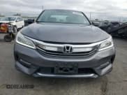 ✅ 2017 Honda Accord Touring • VIN: 1HGCR3F98HA002208 • Lot: 91693435. Wystawiony na Copart z przebiegiem 77 017 mil. Bezpłatny archiwum sprzedaży aukcyjnych z USA i szczegółowy raport historii pojazdu na DreamBid. Zdjęcie 5.