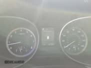 ✅ 2017 Hyundai Santa Fe 2.4L • VIN: 5NMZU3LB6HH017181 • Lot: 86410045. Listed on Copart with 87,760 mi. Free auction sales archive from the USA and detailed vehicle history report at DreamBid. Image 9.