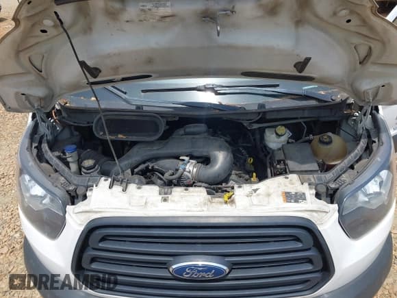 ✅ 2019 Ford Transit • VIN: 1FTBW3XM5KKA65144 • Lot: 42177817. Wystawiony na IAAI z przebiegiem 531 306 mil. Bezpłatny archiwum sprzedaży aukcyjnych z USA i szczegółowy raport historii pojazdu na DreamBid. Zdjęcie 10.