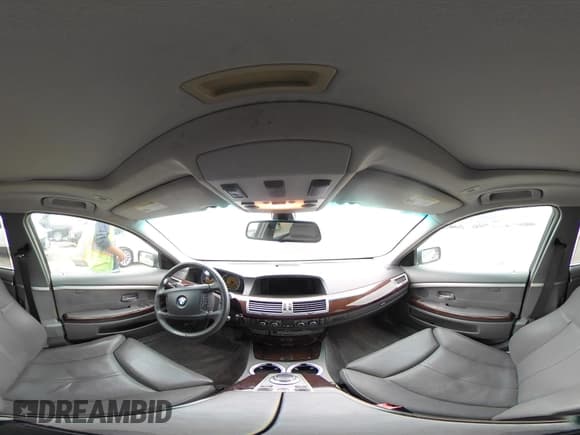 ✅ 2007 BMW 7 Series 750Li • VIN: WBAHN83577DT71618 • Lot: 43592711. Listed on IAAI with 125,329 mi. Free auction sales archive from the USA and detailed vehicle history report at DreamBid. Image 17.