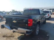 ✅ 2018 Chevrolet Silverado 1500 LT • VIN: 3GCPCREC3JG645106 • Lot: 42907605. Wystawiony na IAAI z przebiegiem 187 150 mil. Bezpłatny archiwum sprzedaży aukcyjnych z USA i szczegółowy raport historii pojazdu na DreamBid. Zdjęcie 4.