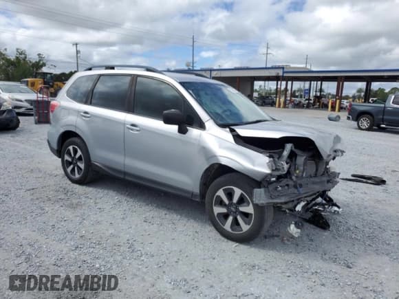 ✅ 2017 Subaru Forester • VIN: JF2SJABC7HH441223 • Lot: 82340225. Wystawiony na Copart z przebiegiem 109 297 mil. Bezpłatny archiwum sprzedaży aukcyjnych z USA i szczegółowy raport historii pojazdu na DreamBid. Zdjęcie 4.