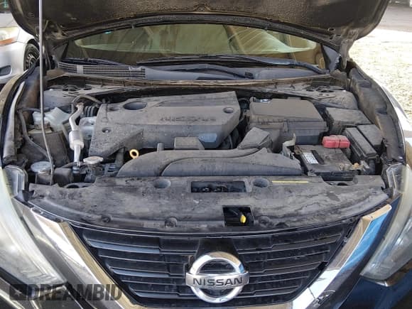 ✅ 2017 Nissan Altima SR • VIN: 1N4AL3AP0HC221980 • Lot: 43812570. Listed on IAAI with 188,946 mi. Free auction sales archive from the USA and detailed vehicle history report at DreamBid. Image 10.