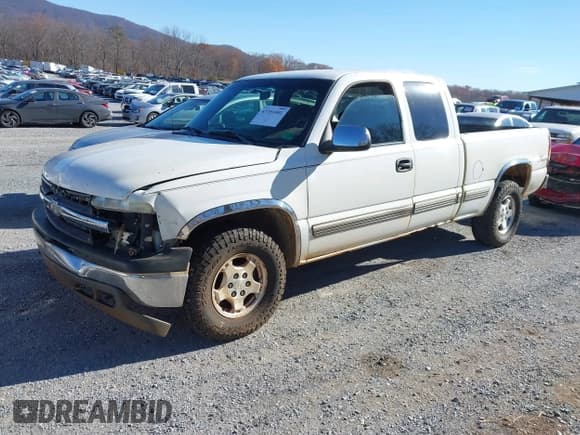 ✅ 2000 Chevrolet Silverado 1500 LS • VIN: 2GCEK19T3Y1345543 • Лот: 43701001. Опубликован ранее на IAAI с пробегом 279 389 миль. Бесплатный доступ к архиву аукционных продаж из США и подробный отчёт об истории автомобиля на DreamBid. Изображение 2.